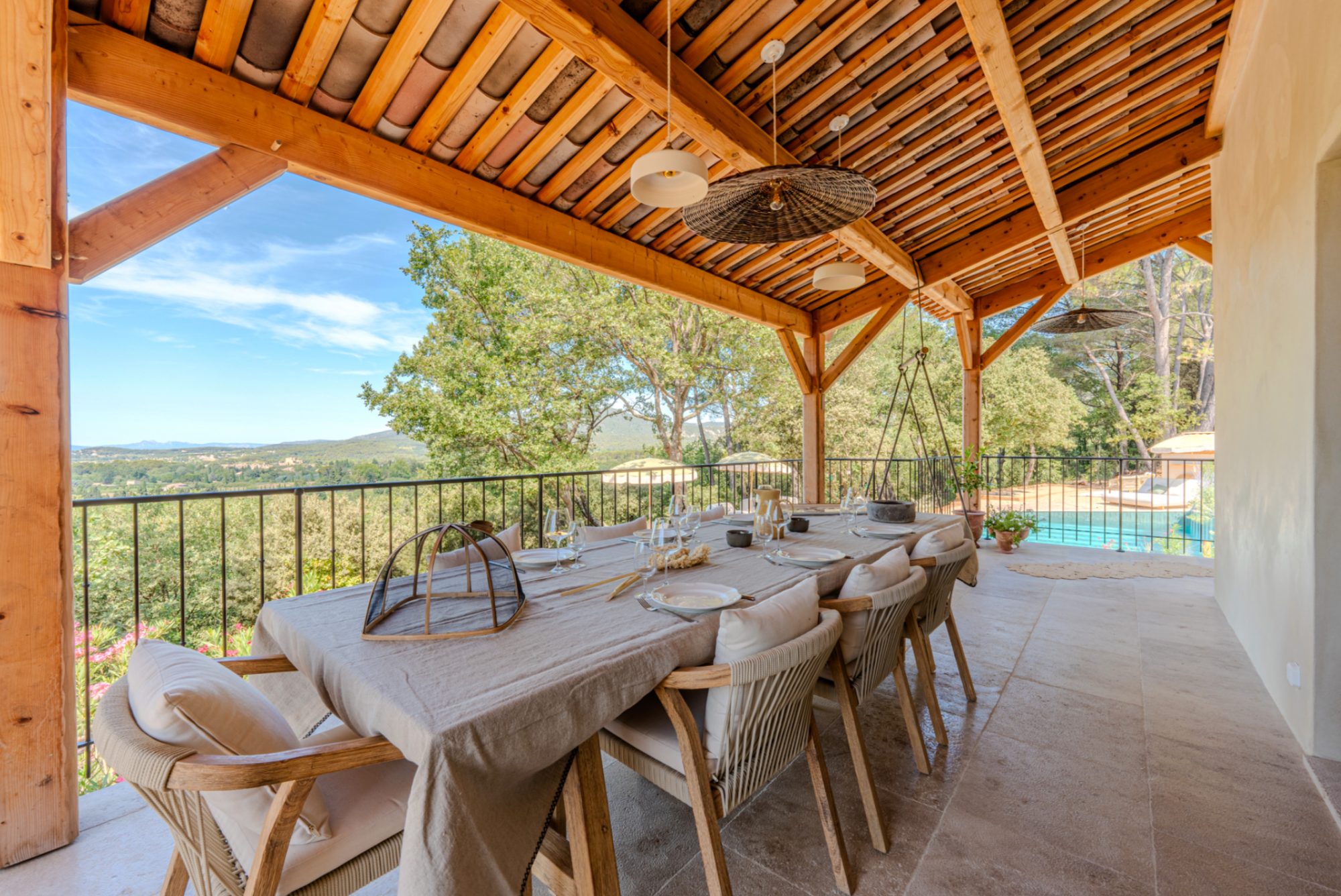 maison-villa-8-pieces-lourmarin-84160-1746192065-VM268_3_original